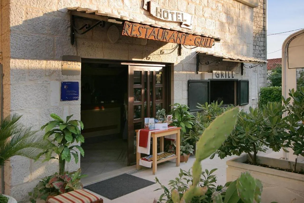 Hotel Traù